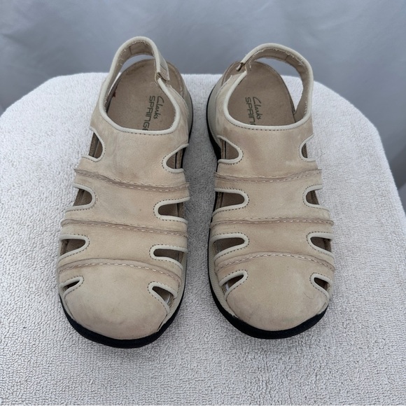 Clarks Springers Womens Leather Sandals 8M Cream Light Tan Elastic Back Strap - Picture 3 of 8